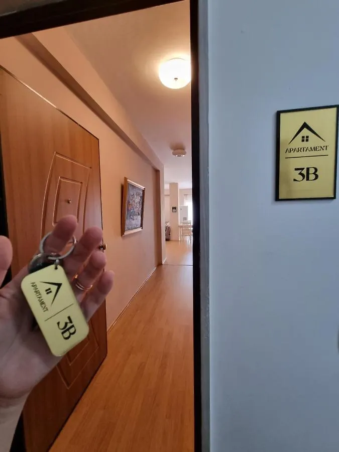 Family Apartment In Center Of ティラナ